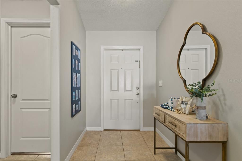 For Sale: $329,499 (3 beds, 2 baths, 1676 Square Feet)