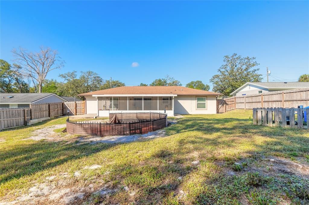 For Sale: $299,000 (3 beds, 2 baths, 1320 Square Feet)