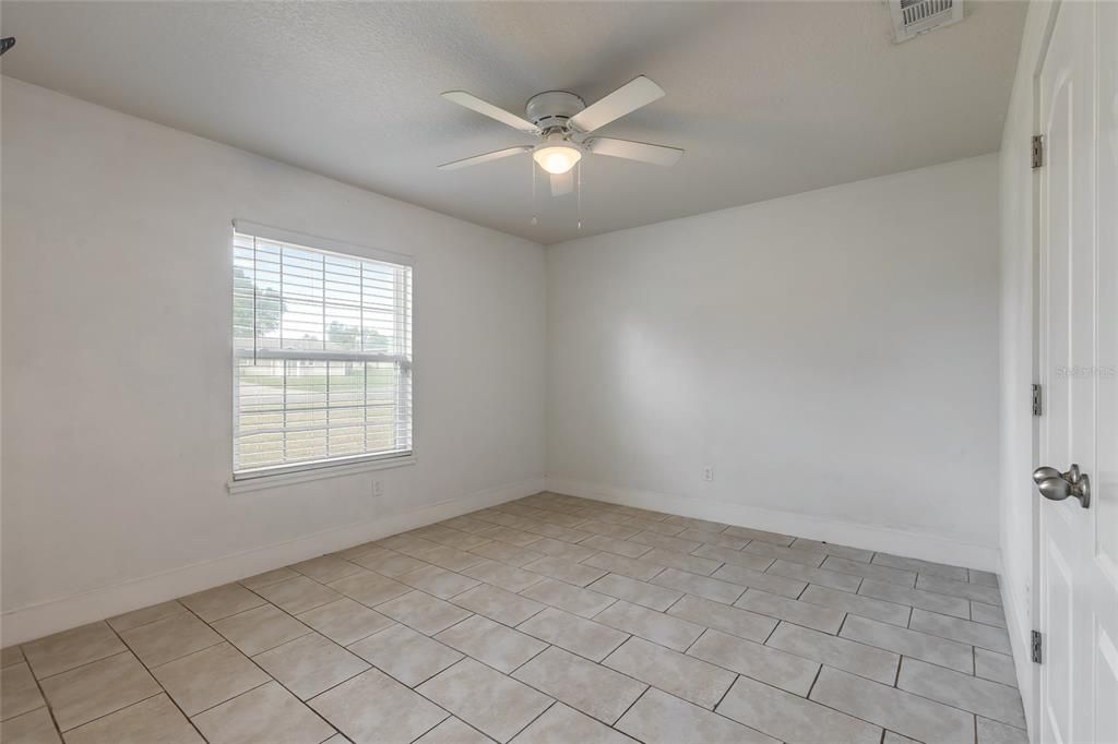 For Sale: $299,000 (3 beds, 2 baths, 1320 Square Feet)