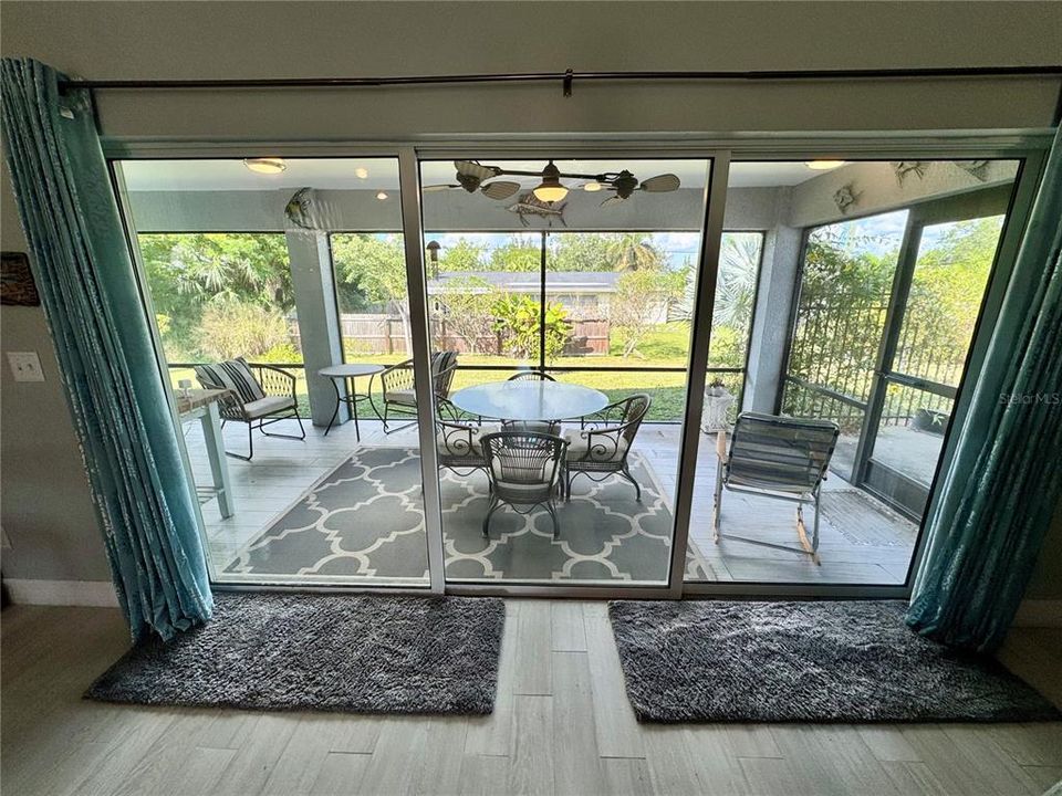 待售: $323,750 (2 贝兹, 2 浴室, 1400 平方英尺)