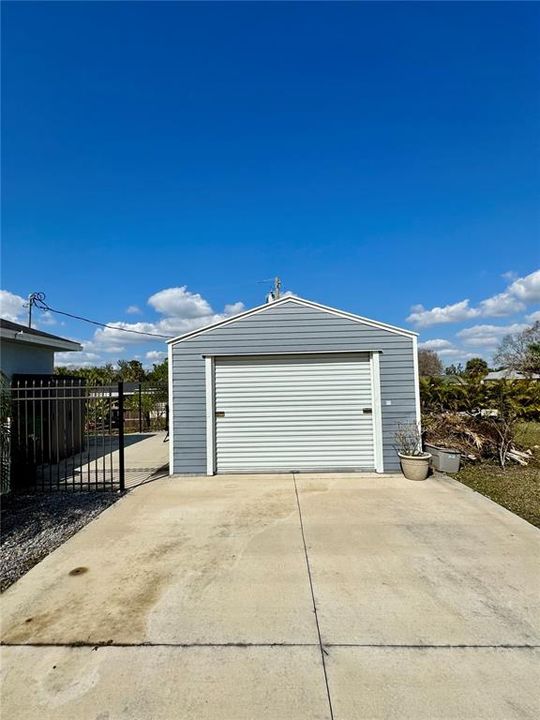 待售: $323,750 (2 贝兹, 2 浴室, 1400 平方英尺)