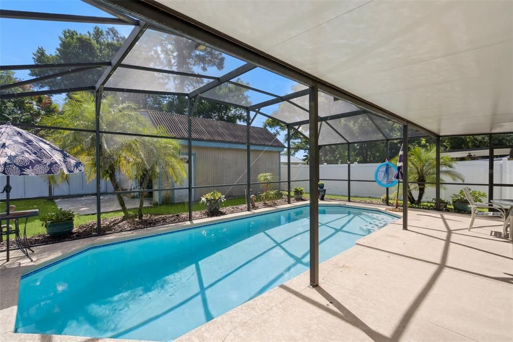 Под контрактом: $350,000 (3 спален, 2 ванн, 1258 Квадратных фут)