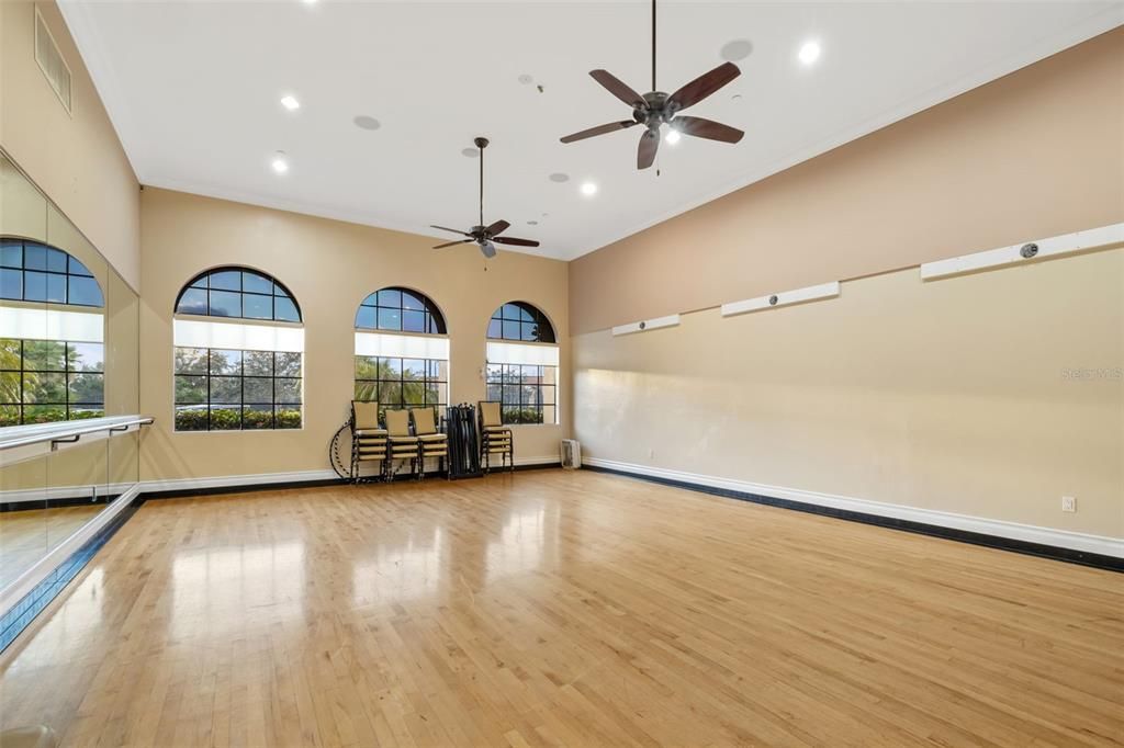 На продажу: $1,385,000 (5 спален, 4 ванн, 4127 Квадратных фут)