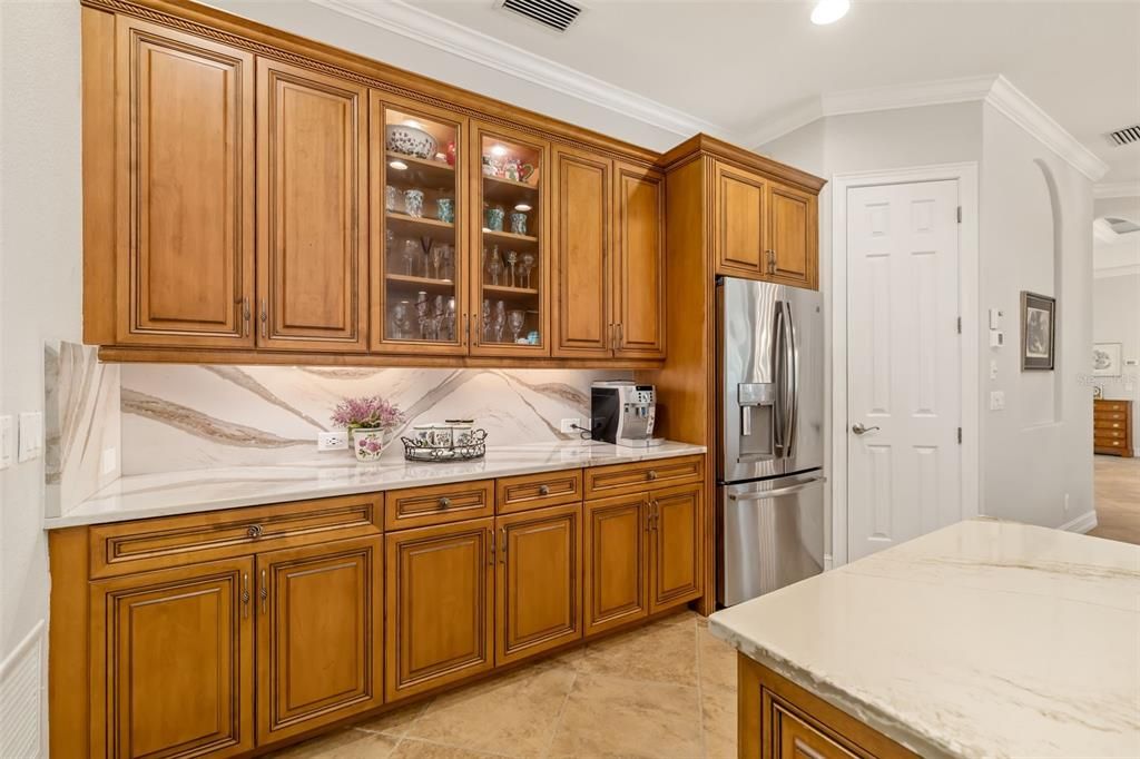 На продажу: $1,385,000 (5 спален, 4 ванн, 4127 Квадратных фут)