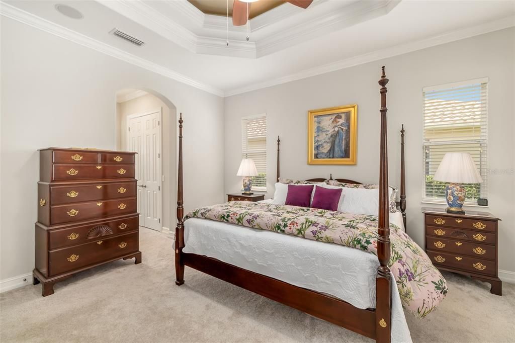 На продажу: $1,385,000 (5 спален, 4 ванн, 4127 Квадратных фут)