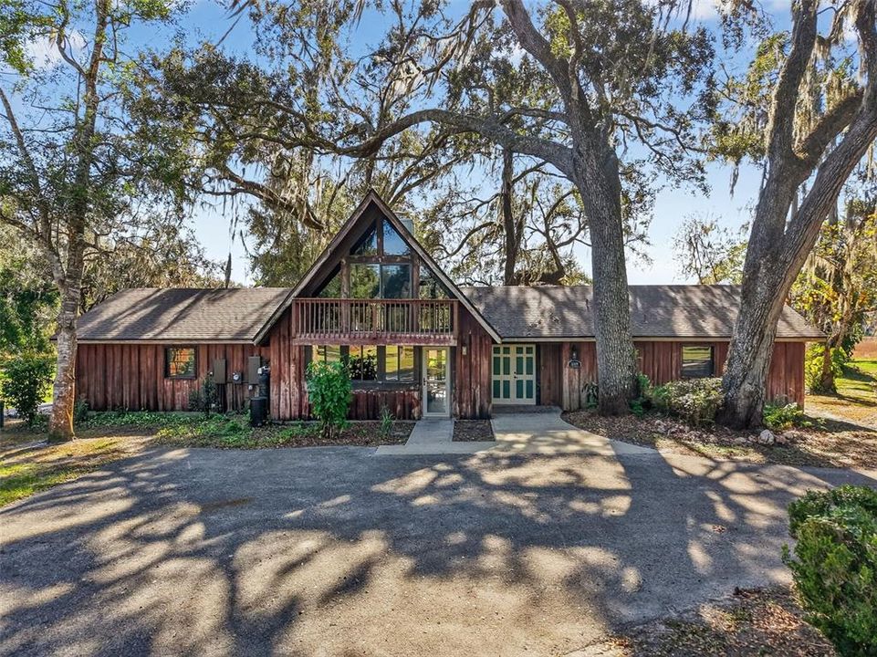 En Venta: $529,000 (4 camas, 2 baños, 2469 Pies cuadrados)