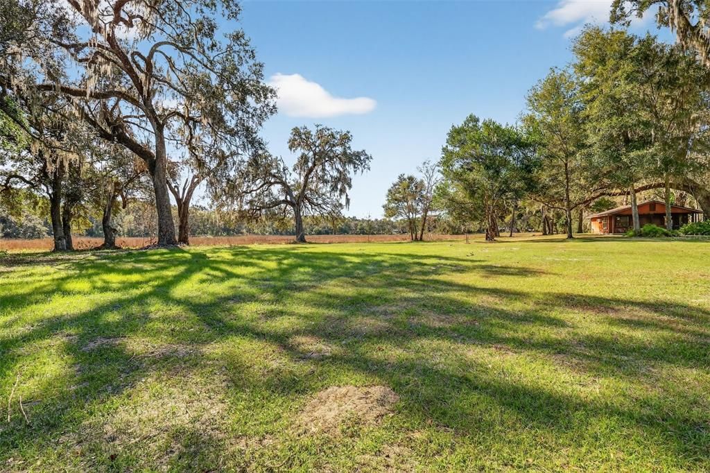 En Venta: $529,000 (4 camas, 2 baños, 2469 Pies cuadrados)