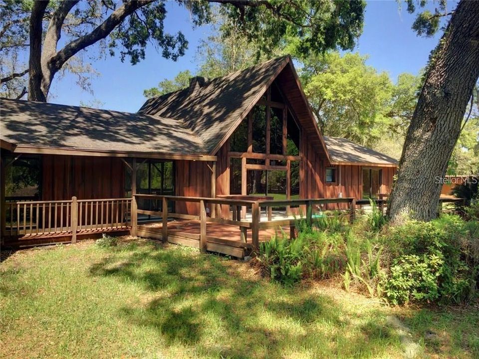 En Venta: $529,000 (4 camas, 2 baños, 2469 Pies cuadrados)