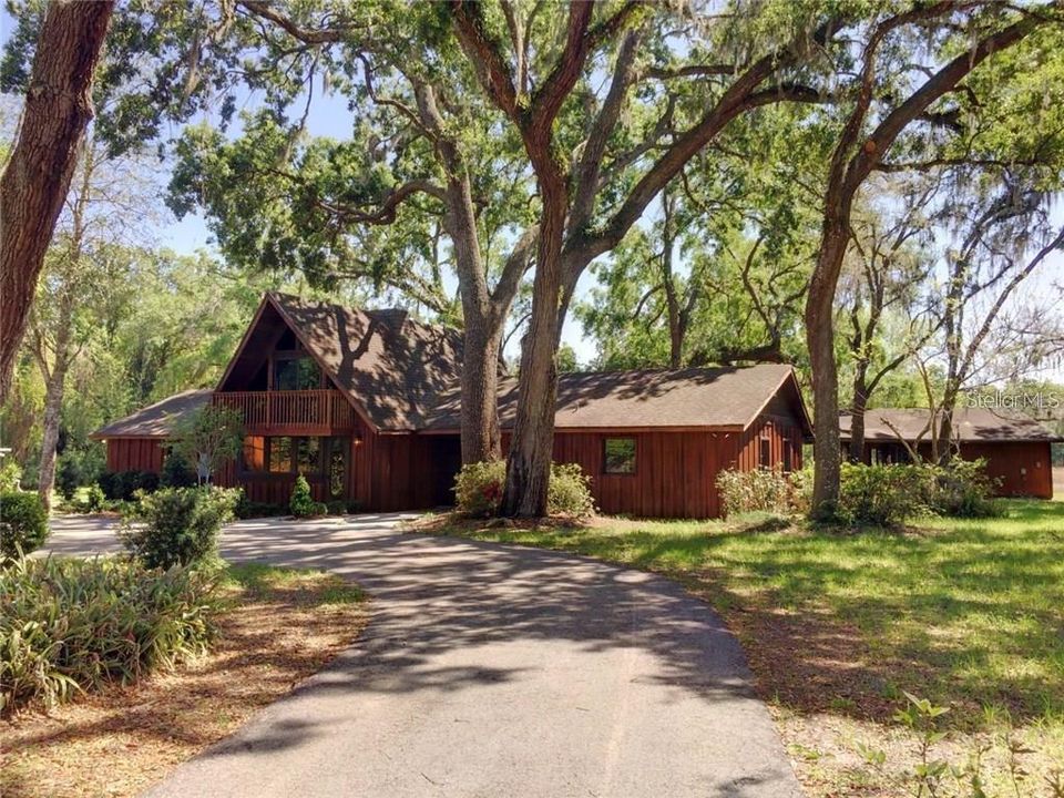 En Venta: $529,000 (4 camas, 2 baños, 2469 Pies cuadrados)