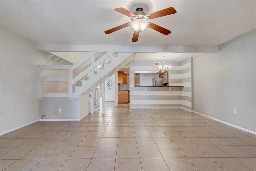 待售: $299,900 (2 贝兹, 2 浴室, 1440 平方英尺)