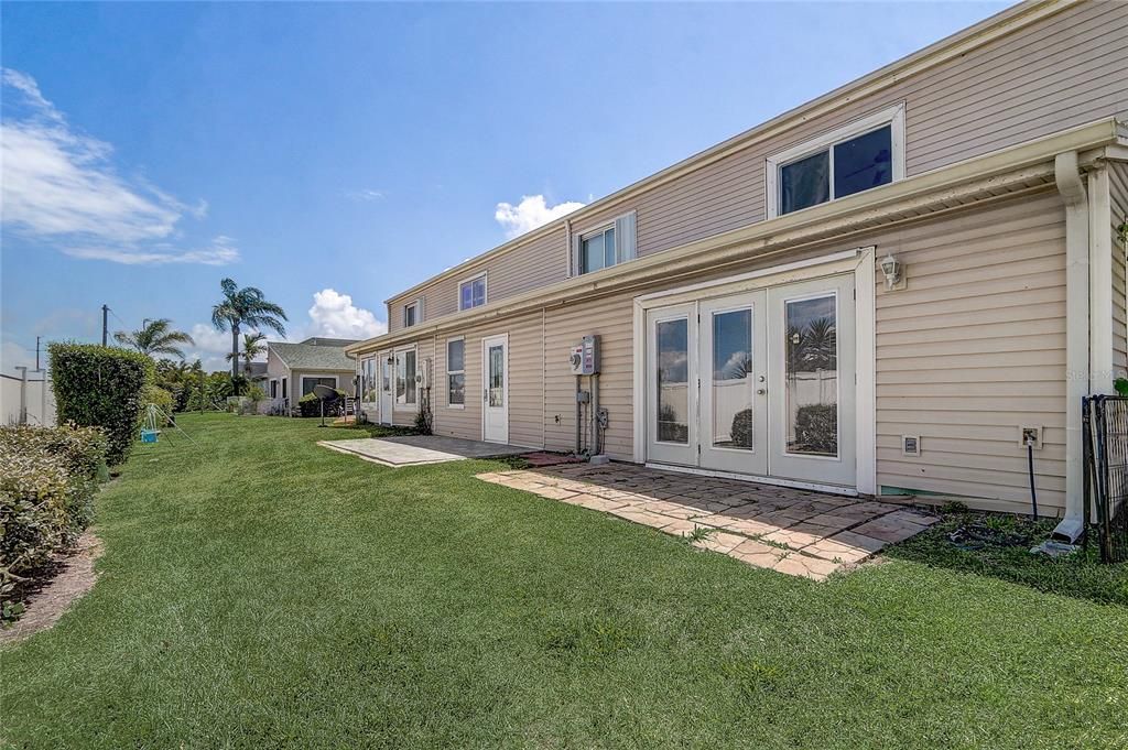 待售: $299,900 (2 贝兹, 2 浴室, 1440 平方英尺)