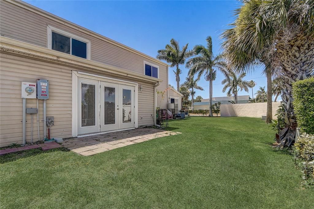 待售: $299,900 (2 贝兹, 2 浴室, 1440 平方英尺)