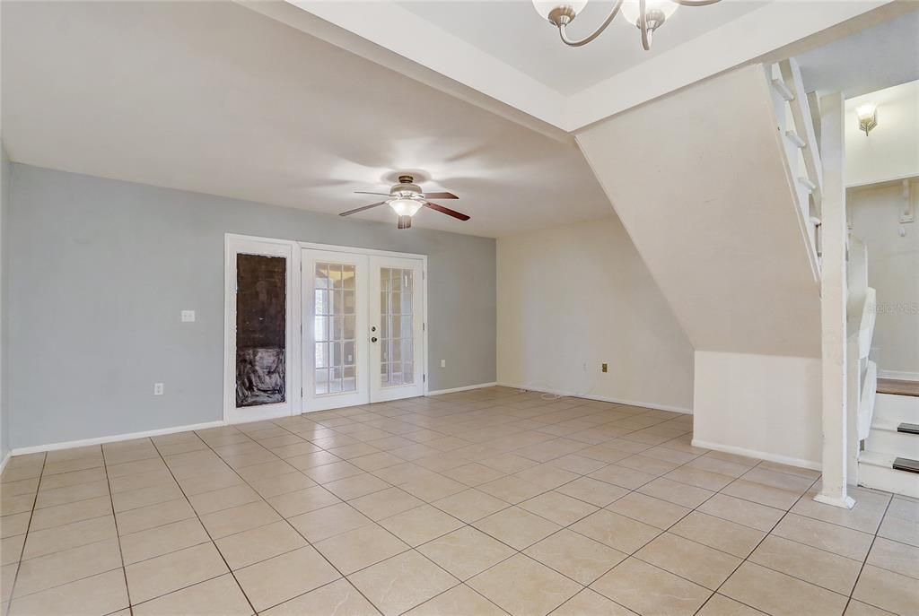 待售: $299,900 (2 贝兹, 2 浴室, 1440 平方英尺)