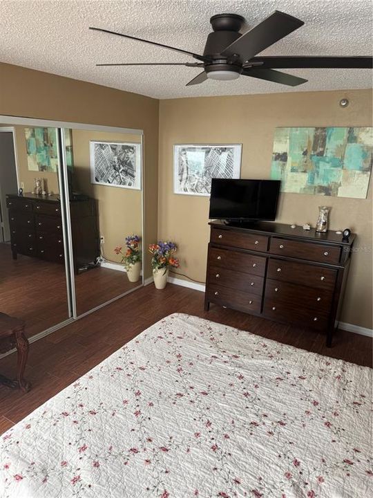 For Rent: $2,500 (2 beds, 2 baths, 1189 Square Feet)