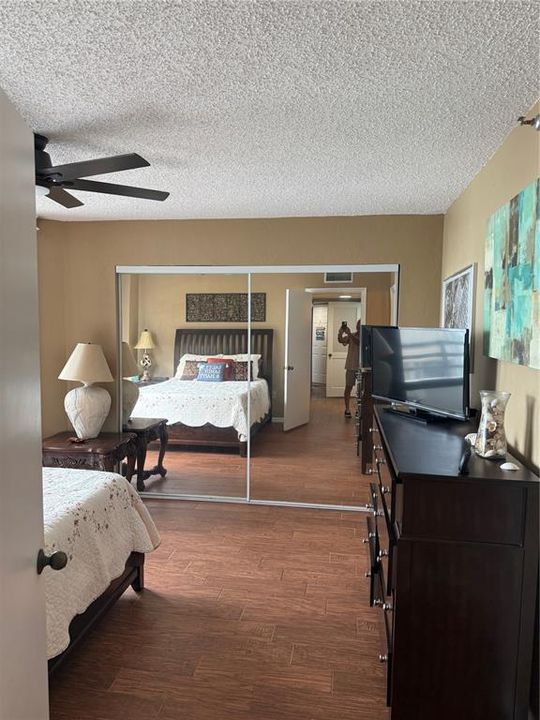 For Rent: $2,500 (2 beds, 2 baths, 1189 Square Feet)