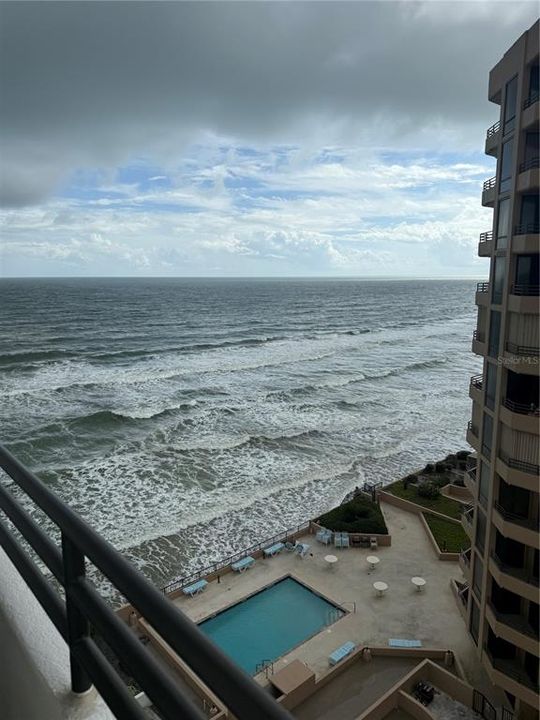 For Rent: $2,500 (2 beds, 2 baths, 1189 Square Feet)