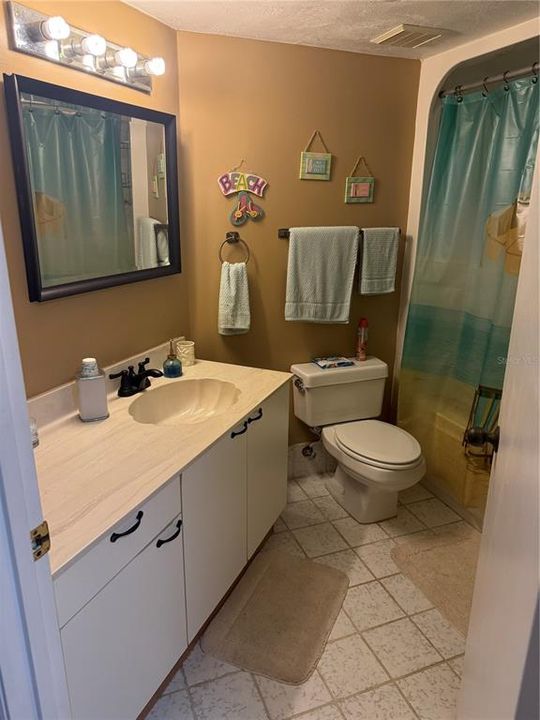 For Rent: $2,500 (2 beds, 2 baths, 1189 Square Feet)