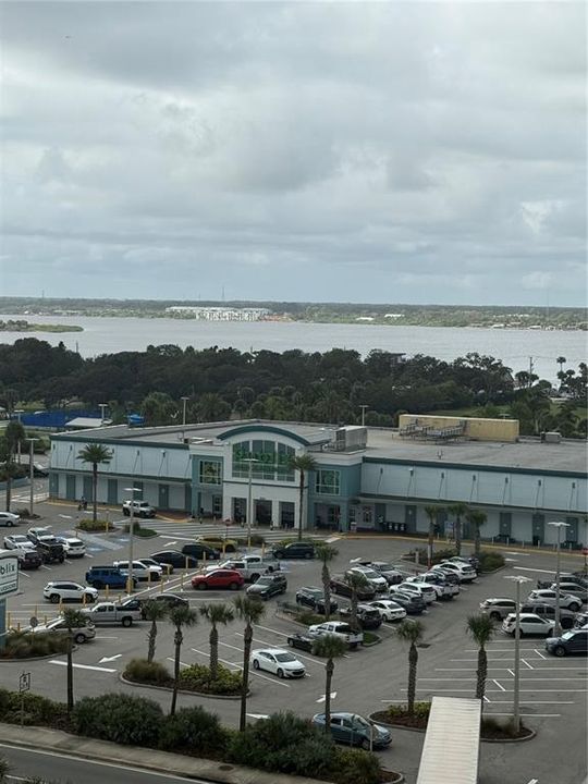 For Rent: $2,500 (2 beds, 2 baths, 1189 Square Feet)