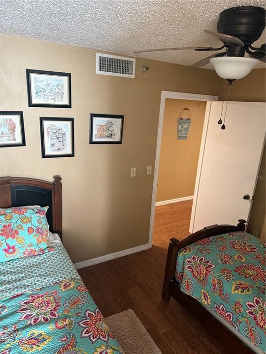 For Rent: $2,500 (2 beds, 2 baths, 1189 Square Feet)