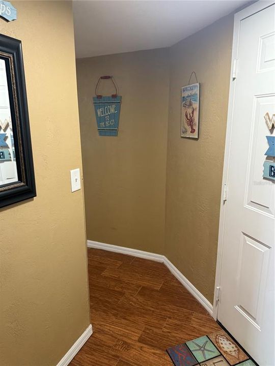 For Rent: $2,500 (2 beds, 2 baths, 1189 Square Feet)