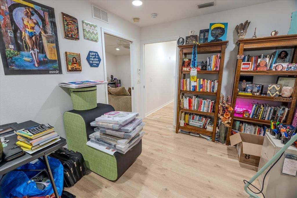 На продажу: $425,000 (2 спален, 2 ванн, 1566 Квадратных фут)