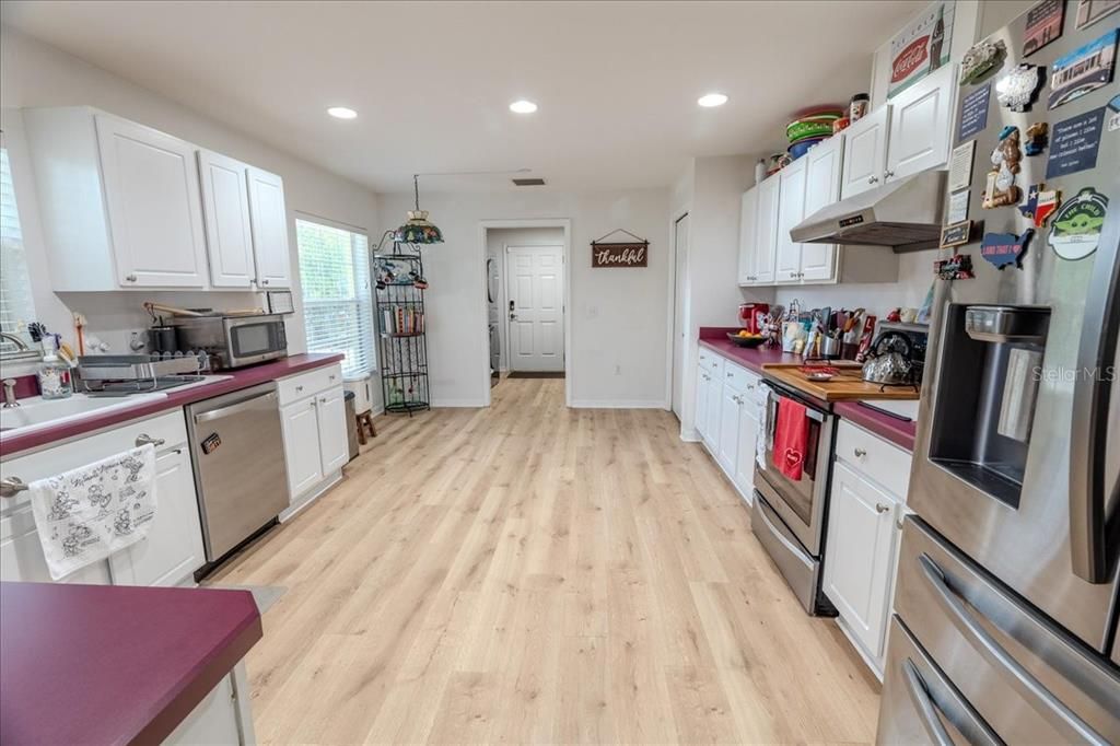 На продажу: $425,000 (2 спален, 2 ванн, 1566 Квадратных фут)