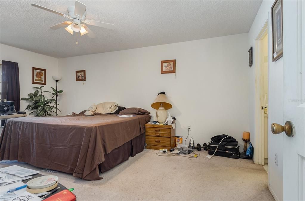 For Sale: $315,000 (3 beds, 2 baths, 1770 Square Feet)