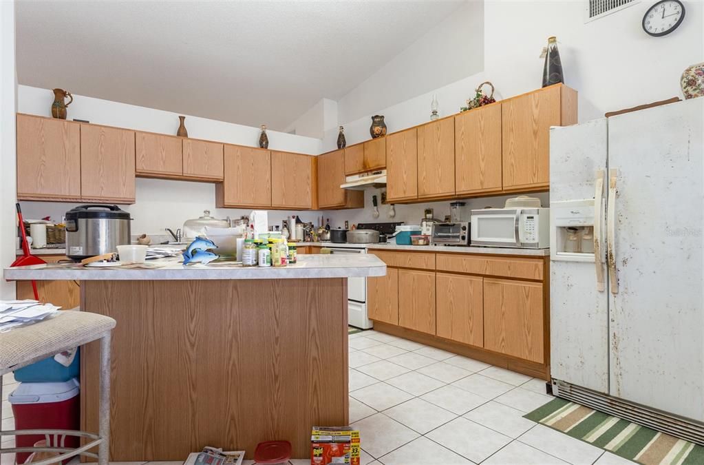 For Sale: $315,000 (3 beds, 2 baths, 1770 Square Feet)