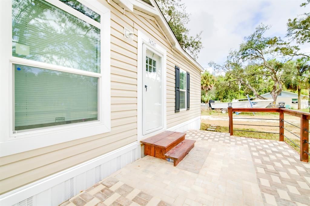 待售: $299,000 (3 贝兹, 2 浴室, 1352 平方英尺)