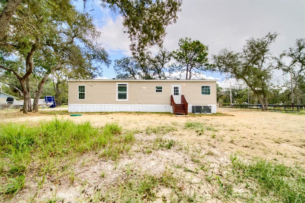 待售: $299,000 (3 贝兹, 2 浴室, 1352 平方英尺)