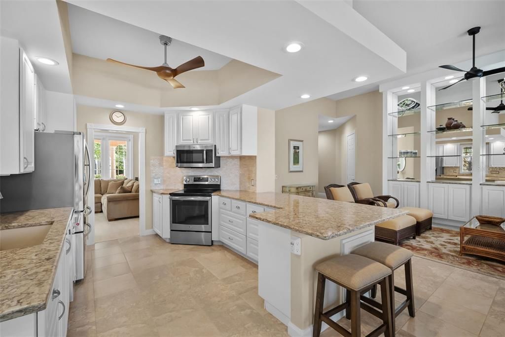 Active With Contract: $749,900 (4 beds, 3 baths, 2521 Square Feet)