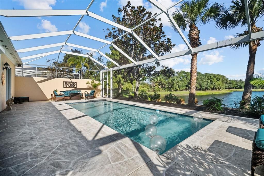 Active With Contract: $749,900 (4 beds, 3 baths, 2521 Square Feet)