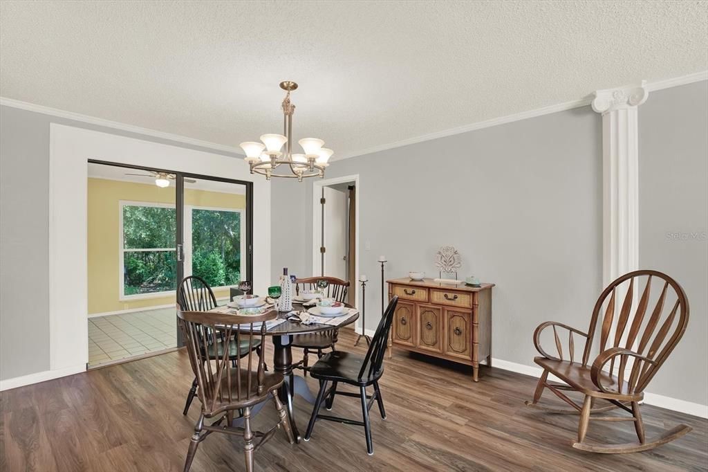 For Sale: $289,000 (3 beds, 2 baths, 2090 Square Feet)