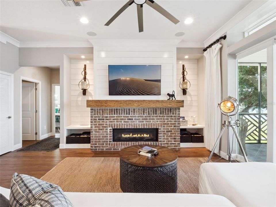 For Sale: $2,490,000 (7 beds, 4 baths, 5046 Square Feet)