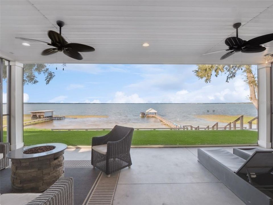 For Sale: $2,490,000 (7 beds, 4 baths, 5046 Square Feet)