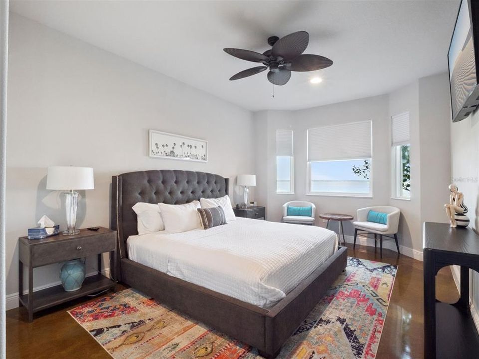 For Sale: $2,490,000 (7 beds, 4 baths, 5046 Square Feet)