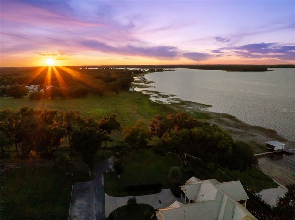 For Sale: $2,490,000 (7 beds, 4 baths, 5046 Square Feet)