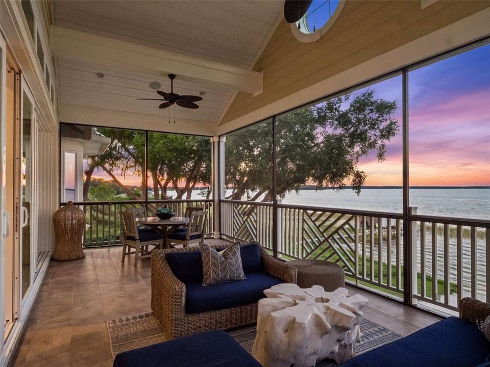 For Sale: $2,490,000 (7 beds, 4 baths, 5046 Square Feet)