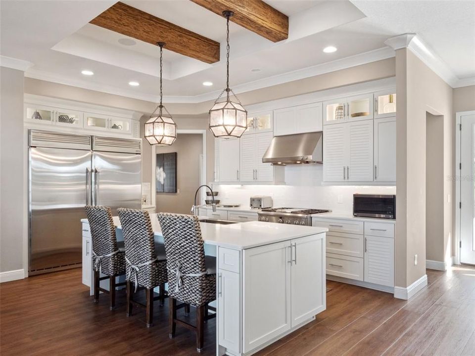 For Sale: $2,490,000 (7 beds, 4 baths, 5046 Square Feet)