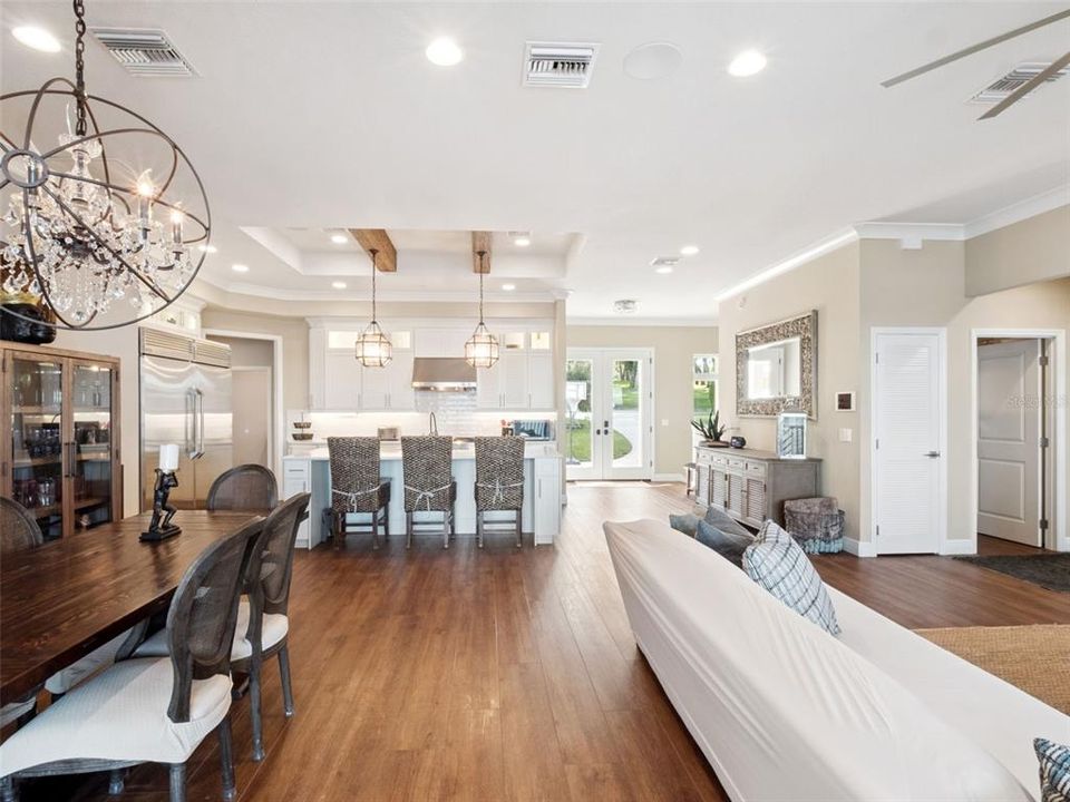 For Sale: $2,490,000 (7 beds, 4 baths, 5046 Square Feet)