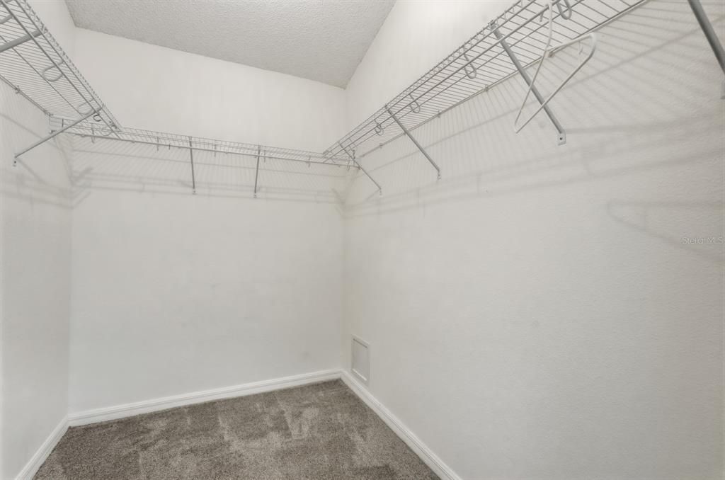 En Venta: $310,000 (3 camas, 2 baños, 1747 Pies cuadrados)