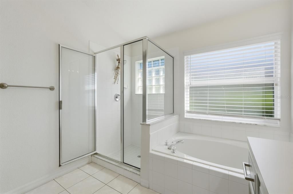 En Venta: $310,000 (3 camas, 2 baños, 1747 Pies cuadrados)