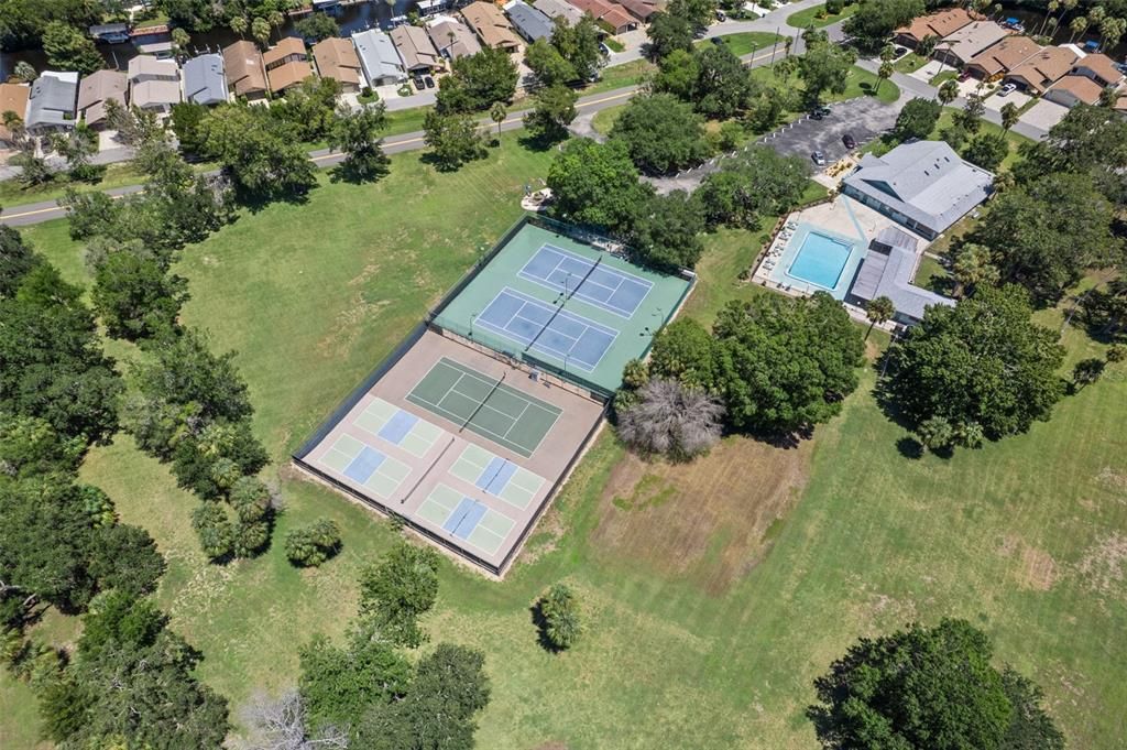 На продажу: $624,500 (3 спален, 2 ванн, 2113 Квадратных фут)