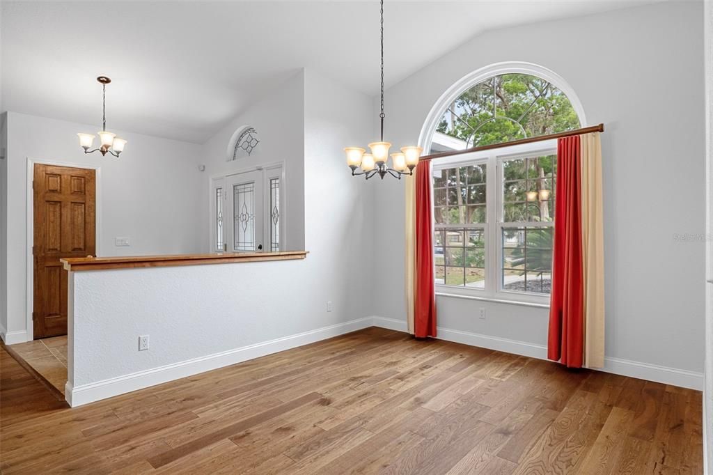 На продажу: $624,500 (3 спален, 2 ванн, 2113 Квадратных фут)