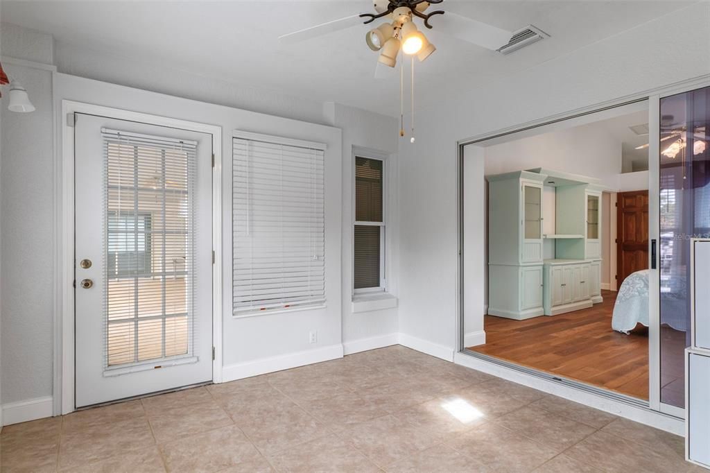 На продажу: $624,500 (3 спален, 2 ванн, 2113 Квадратных фут)