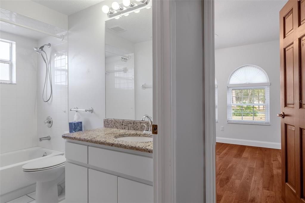 На продажу: $624,500 (3 спален, 2 ванн, 2113 Квадратных фут)