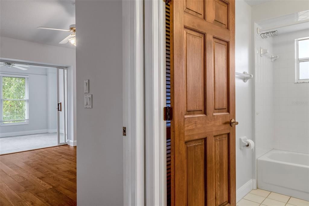 На продажу: $624,500 (3 спален, 2 ванн, 2113 Квадратных фут)