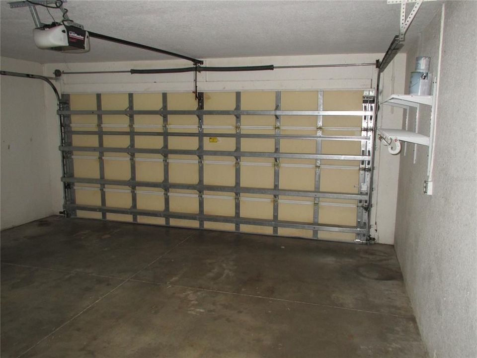 For Rent: $2,400 (3 beds, 2 baths, 1408 Square Feet)