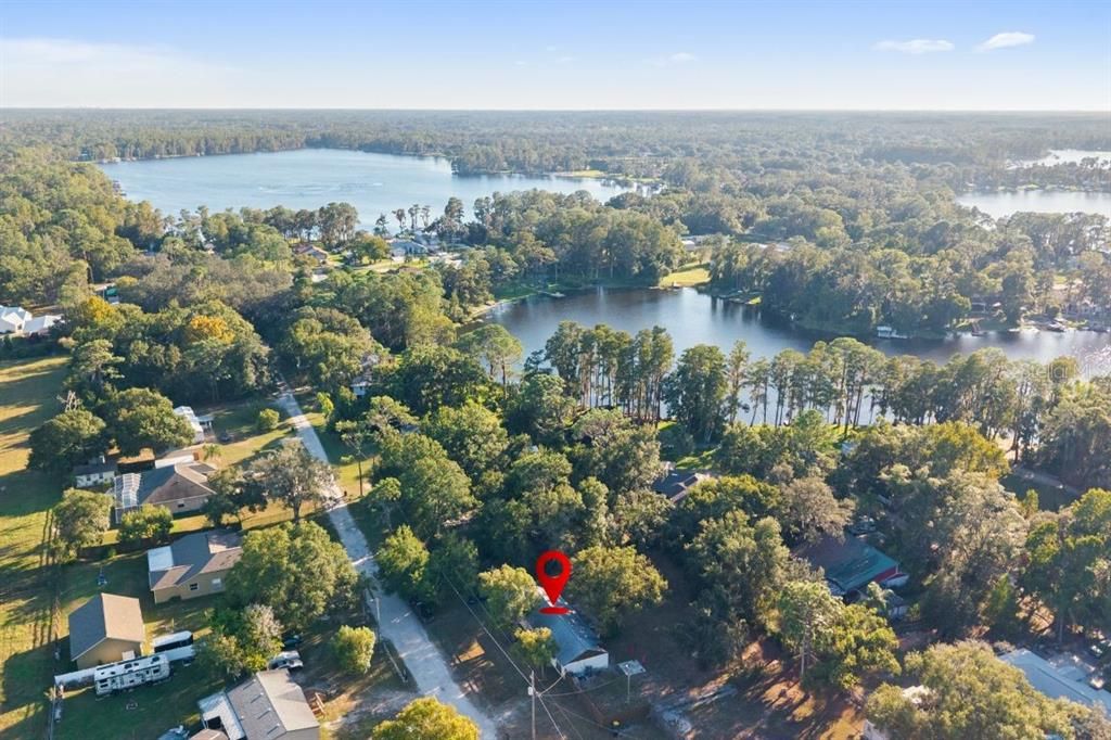 Active With Contract: $410,000 (3 beds, 2 baths, 1270 Square Feet)