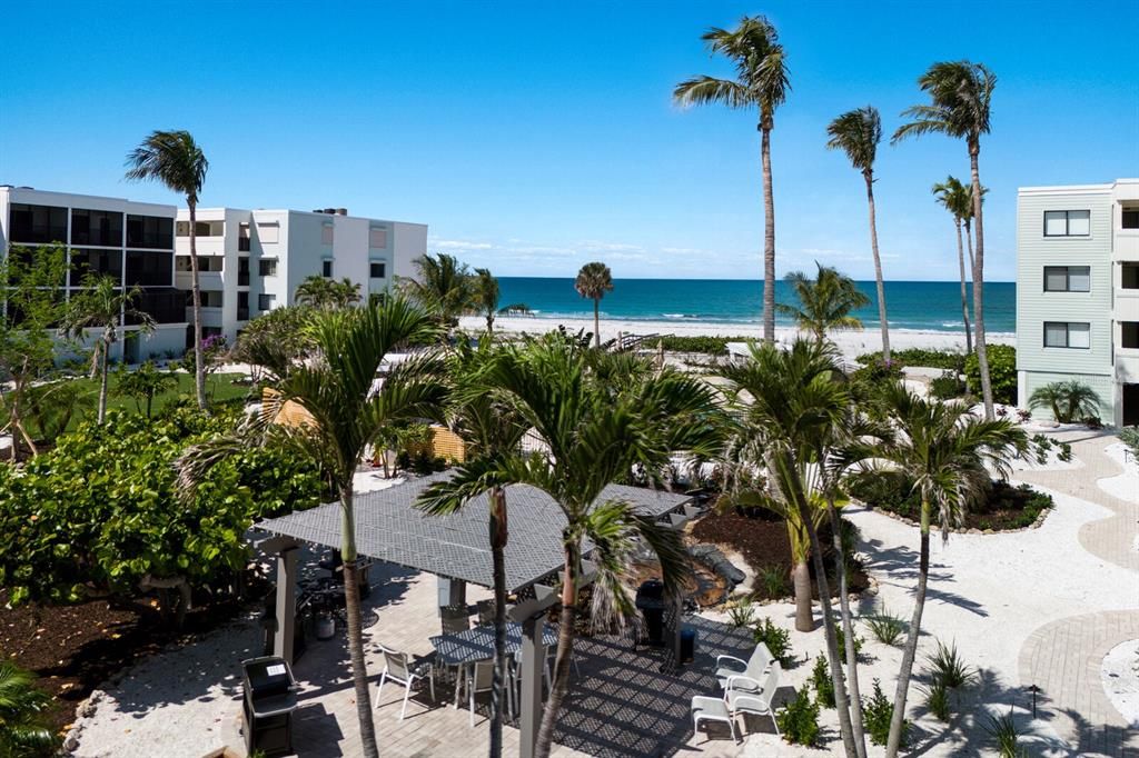 For Sale: $1,325,000 (2 beds, 2 baths, 1407 Square Feet)